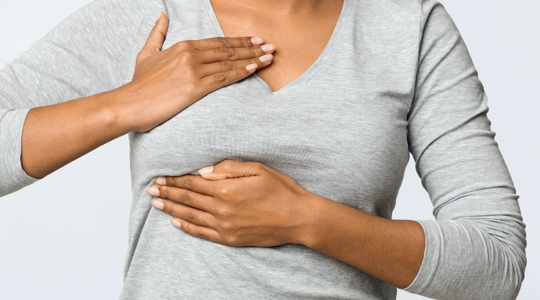Kyste du sein (kyste mammaire) – causes, symptômes et traitement